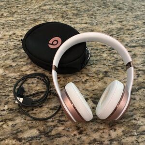Bests Solo Wireless Headphones